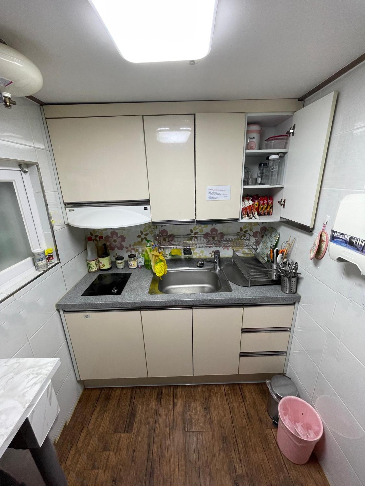 Apgujeong Home Сеул Экстерьер фото